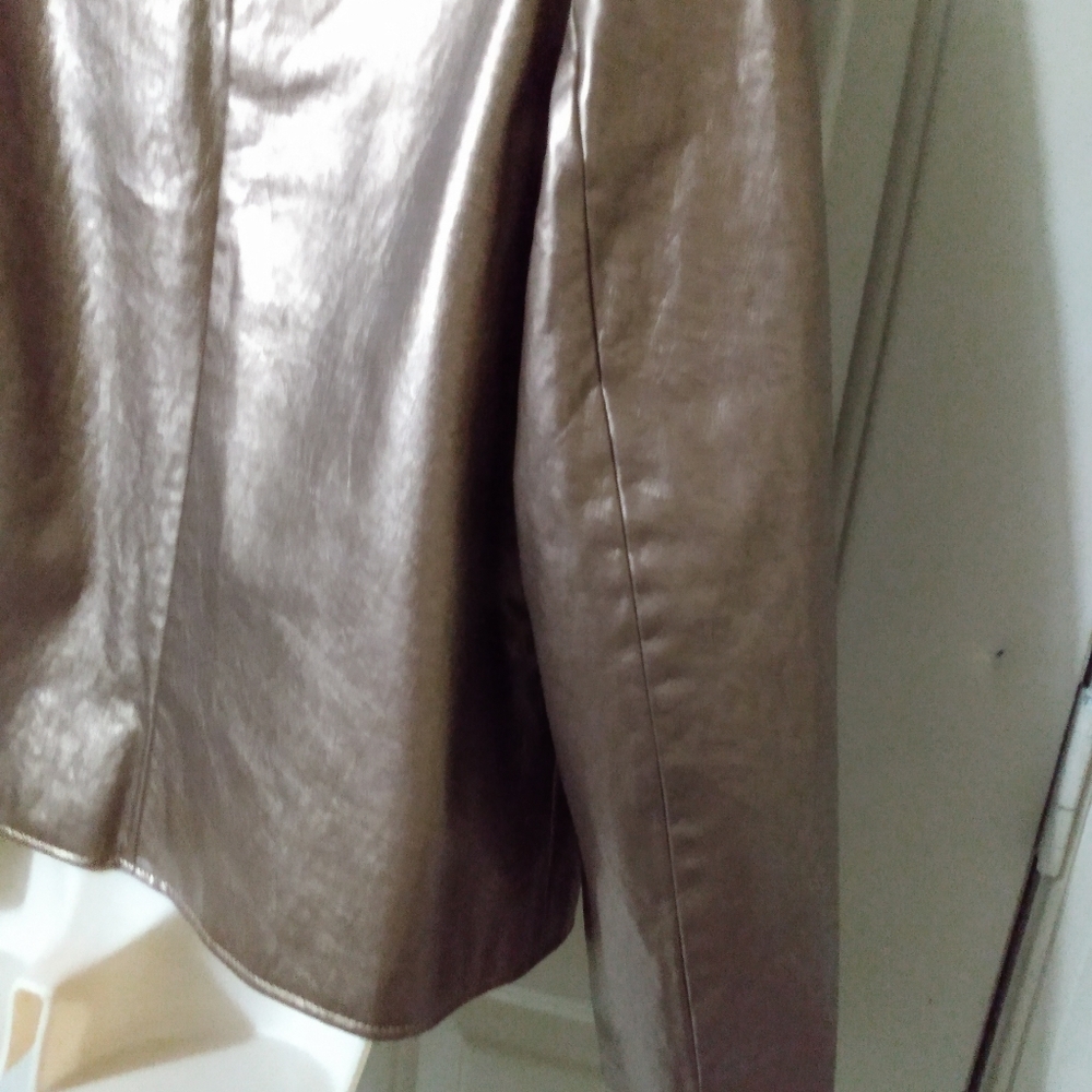Rose gold lame faux leather jacket - Picture 4 of 10